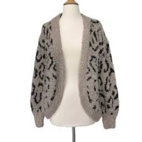 Super Fuzzy Knit Leopard Print Open Front Cardigan - Picture 2 of 14